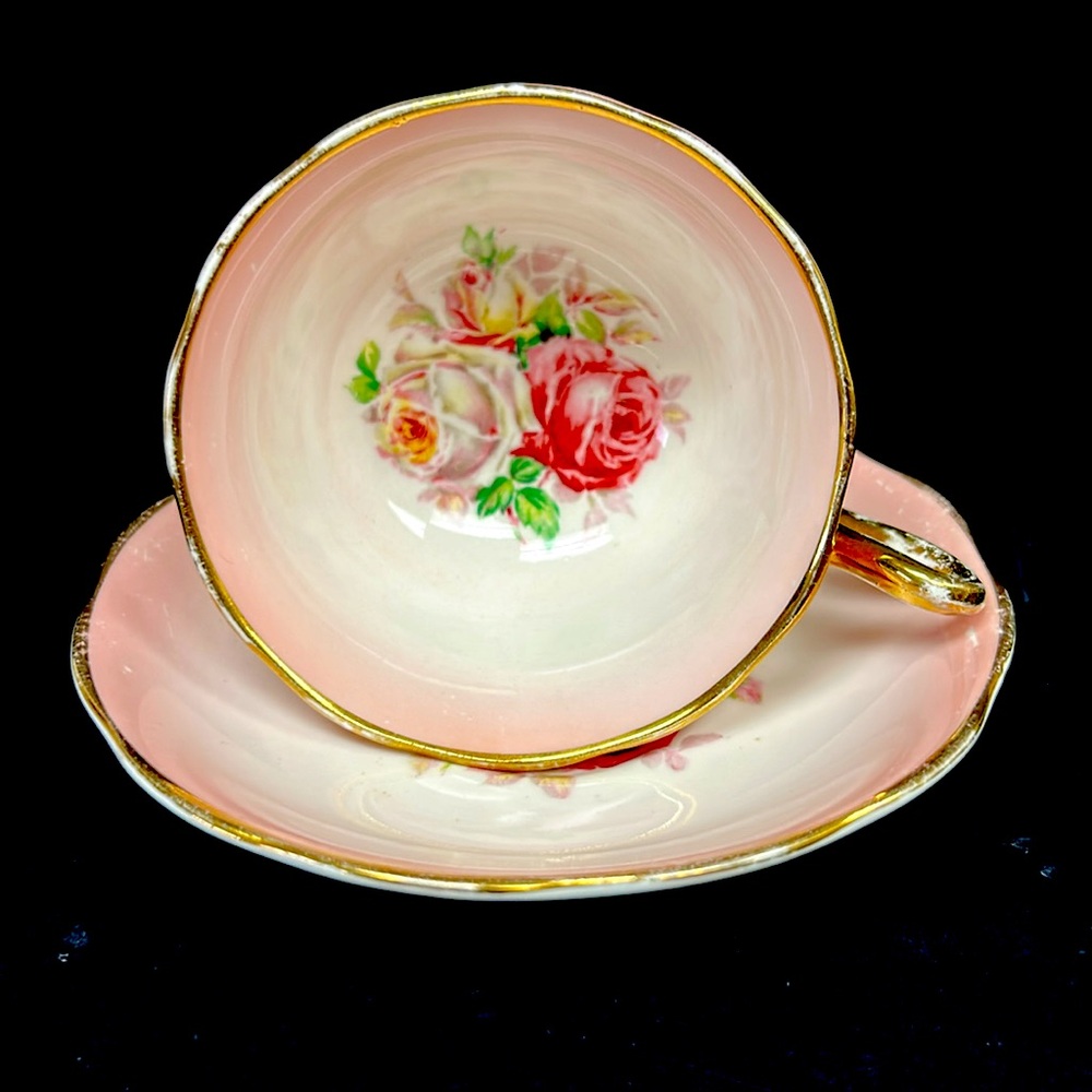 Vintage bone china pink fade cabbage rose design teacup & saucer Royal Albert
